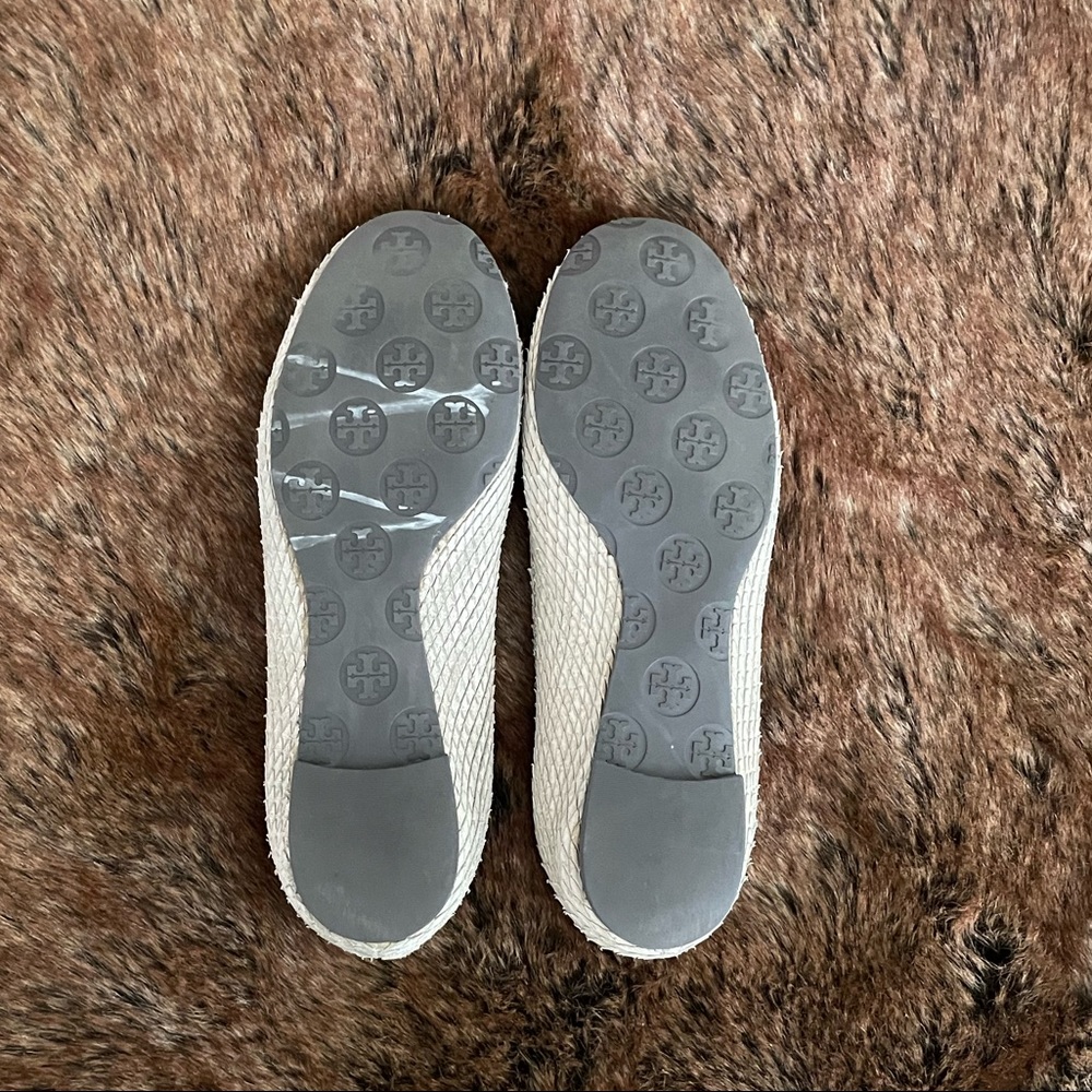 Tory Burch Reva Distressed Python Flats Size 7 - image 5
